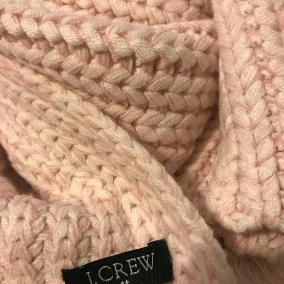 JCREW COZY PINK SCARF - Picture 4 of 5